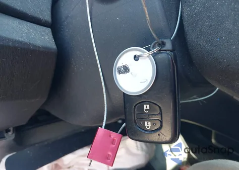 2013 Toyota Prius Three z USA, uszkodzony, nr VIN JTDKN3DUXD5540702